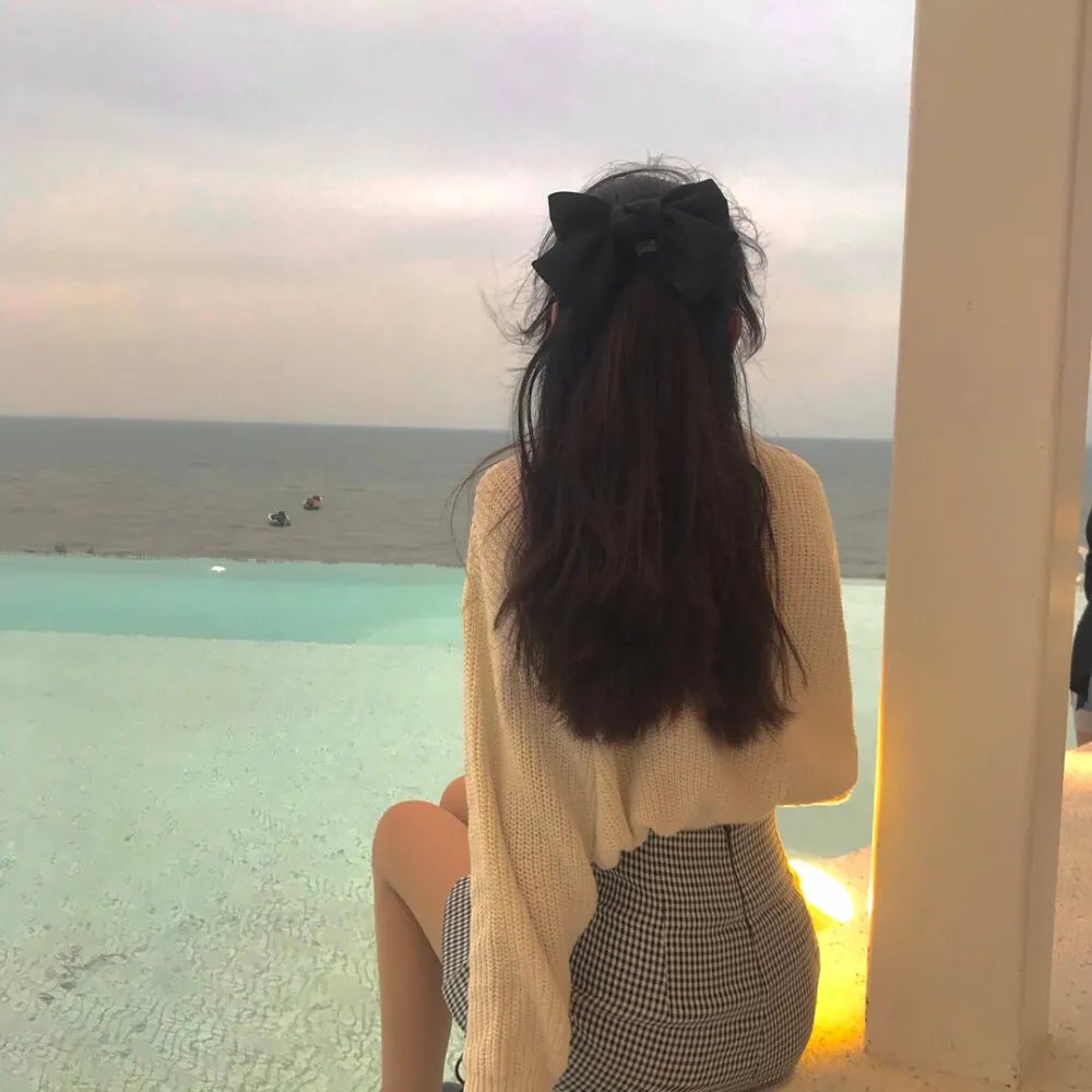 消失的十一层海报